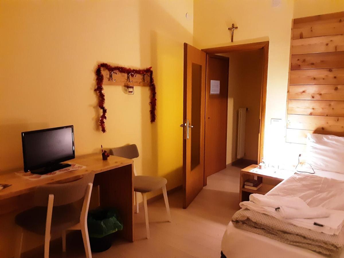 B&B Anna Rovere della Luna Buitenkant foto
